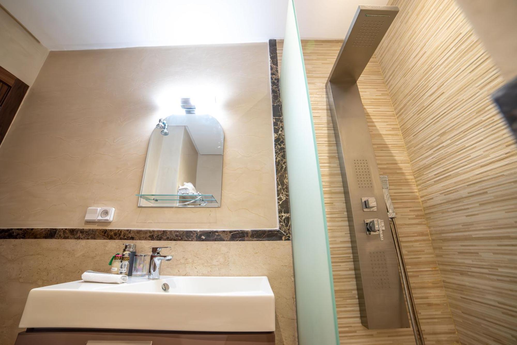 Luxury Seafront Apartment 101Sqm With Wi-Fi And Parking Agádír Exteriér fotografie