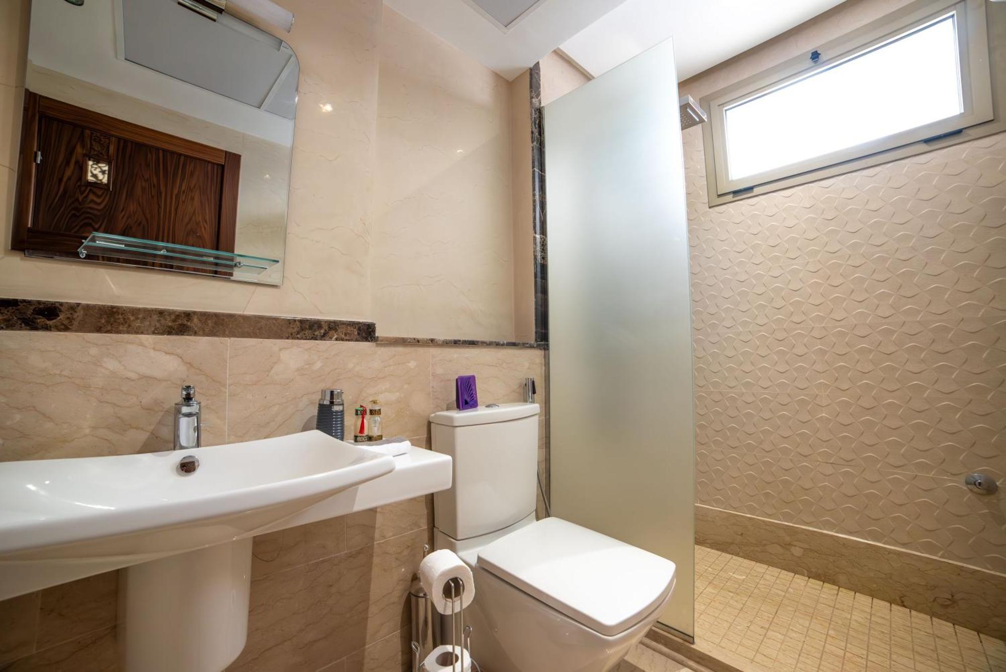 Luxury Seafront Apartment 101Sqm With Wi-Fi And Parking Agádír Exteriér fotografie